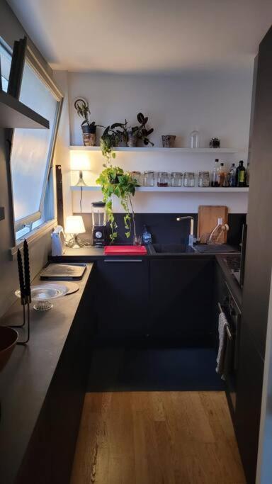 Lovely Artist Appartment Paryż Zewnętrze zdjęcie